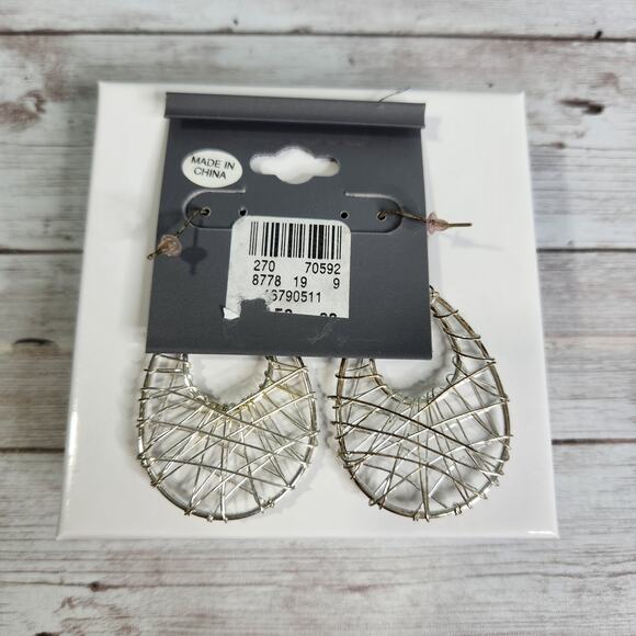 Avenue Wire Cage Tear Drop Earrings NWT - Picture 4 of 5